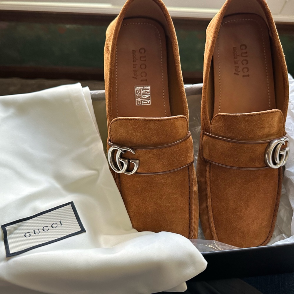 Men’s Gucci Driving Loafer. Tan. Size 9.5